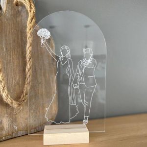 حکاکی لیزر روی پلکسی